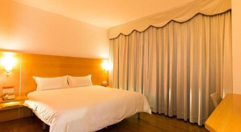 Hotel Ibis Dongguan Dongcheng Exteriér fotografie